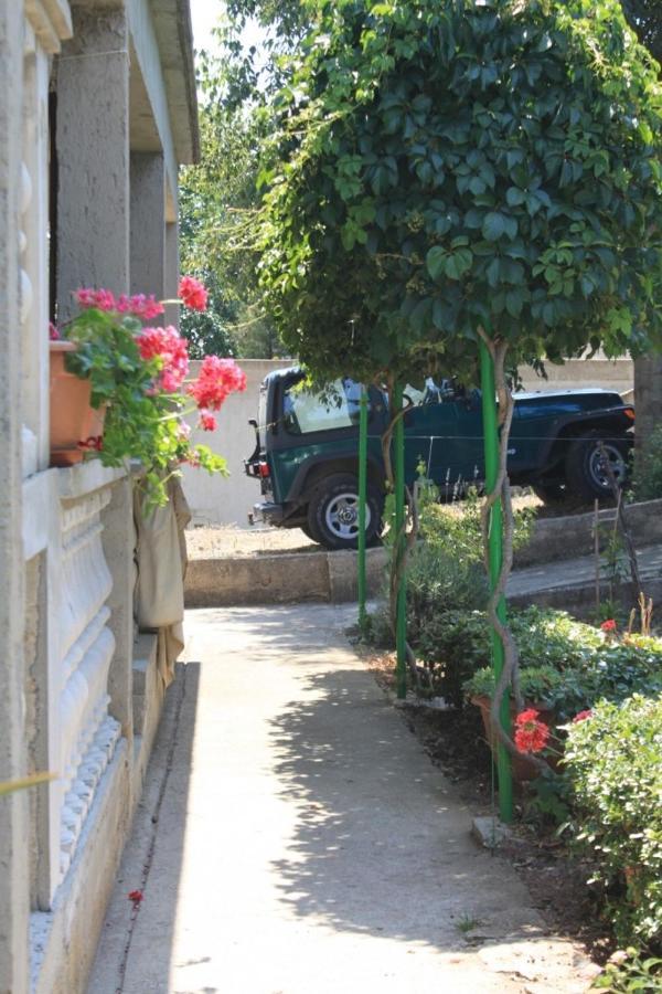 Apartments With A Parking Space Sali, Dugi Otok - 8172 Экстерьер фото
